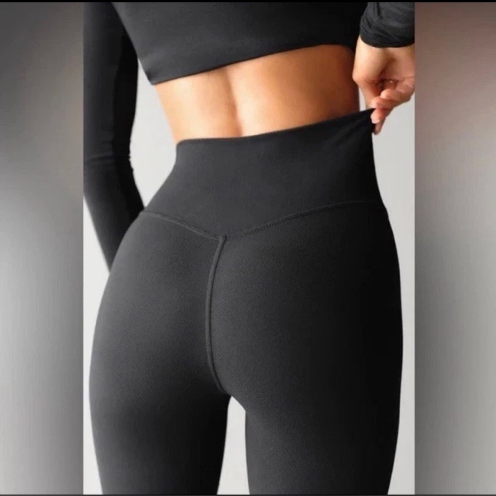 Joah Brown second skin Black Leggings XS/S black sueded